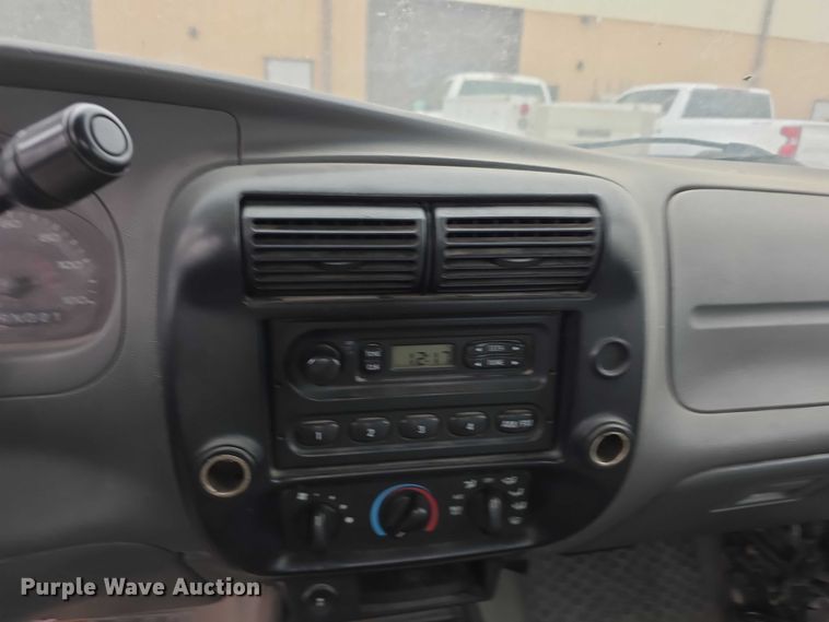 image for item FH6117 2011 Ford Ranger pickup truck