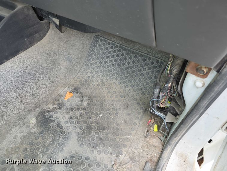 image for item FH6117 2011 Ford Ranger pickup truck