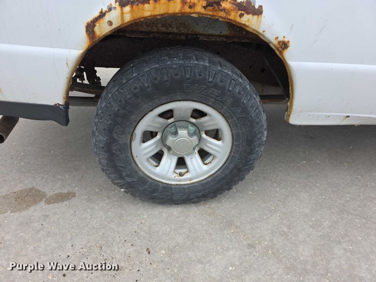 image for item FH6118 2009 Ford Ranger pickup truck