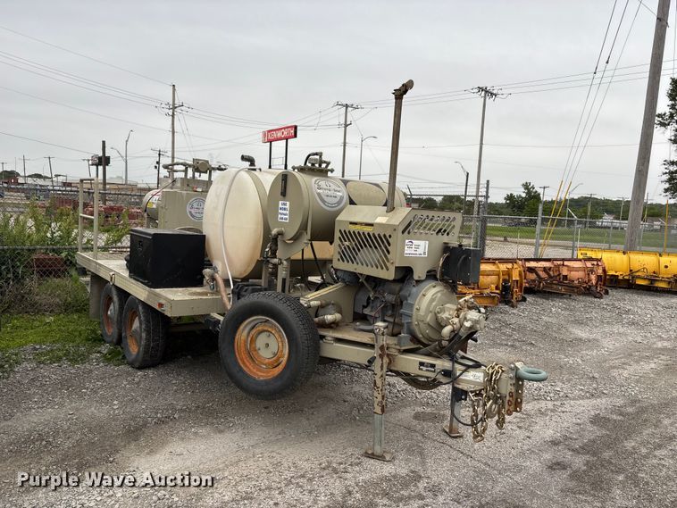 image for item FH7117 2006 Strong Manufacturing Spray Mate concrete mortar mixer