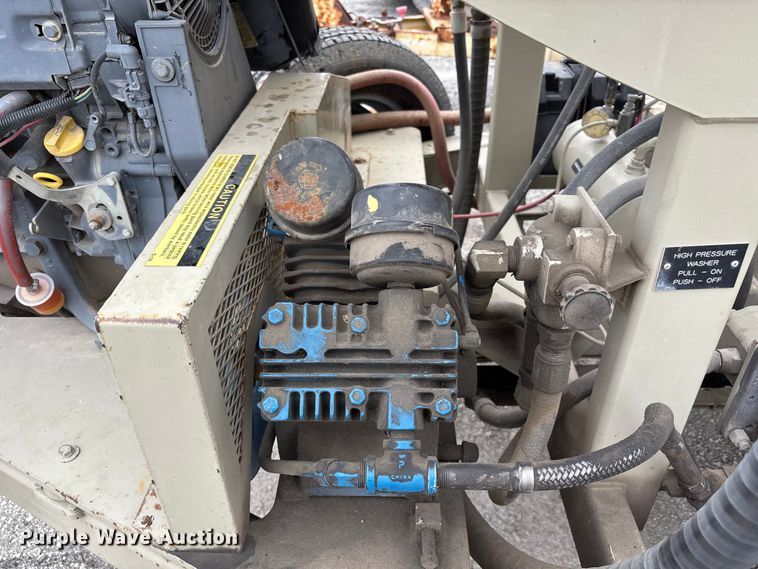 image for item FH7117 2006 Strong Manufacturing Spray Mate concrete mortar mixer