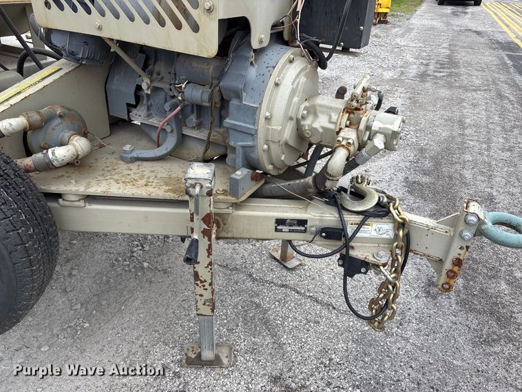 image for item FH7117 2006 Strong Manufacturing Spray Mate concrete mortar mixer