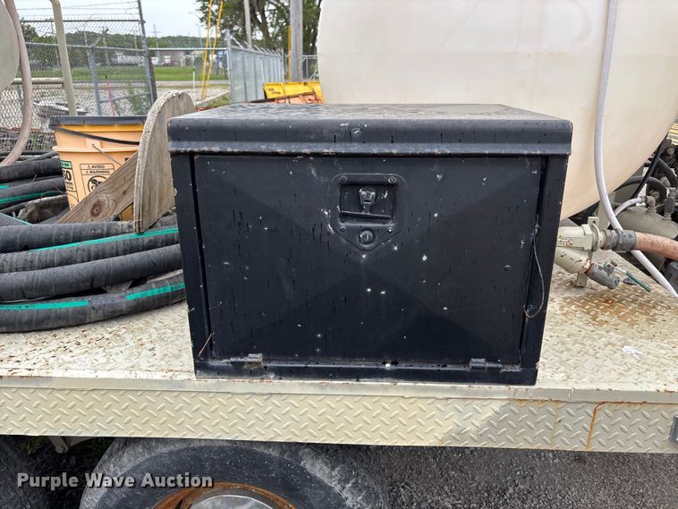 image for item FH7117 2006 Strong Manufacturing Spray Mate concrete mortar mixer