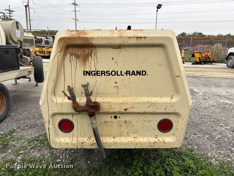 image for item FH7118 1993 Ingersoll-Rand 185 air compressor