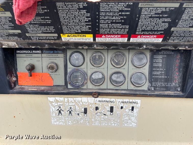 image for item FH7118 1993 Ingersoll-Rand 185 air compressor