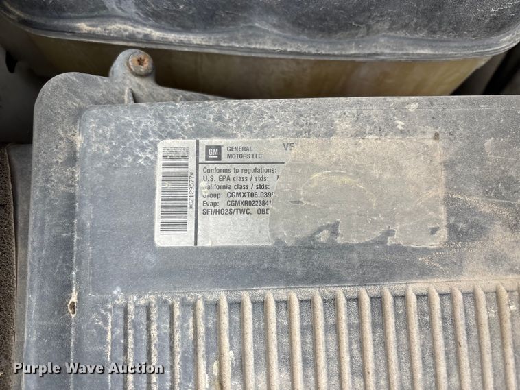 image for item FH7119 2012 Chevrolet Silverado 2500 pickup truck cab and chassis