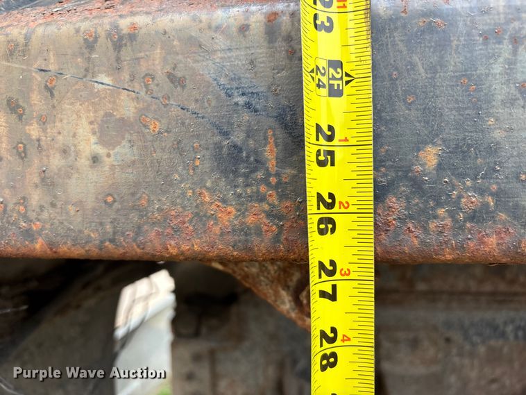 image for item FH7121 1999 GMC C7 dump truck