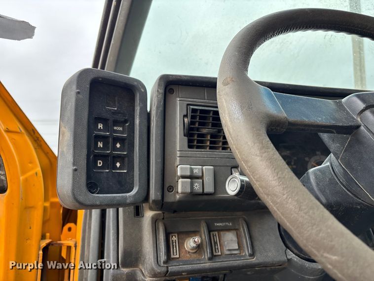 image for item FH7121 1999 GMC C7 dump truck