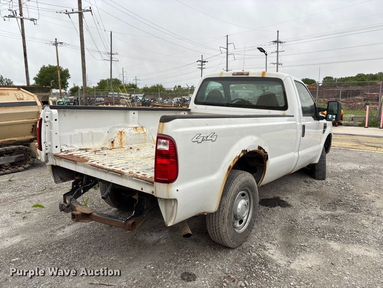 image for item FH7122 2010 Ford F250 pickup truck