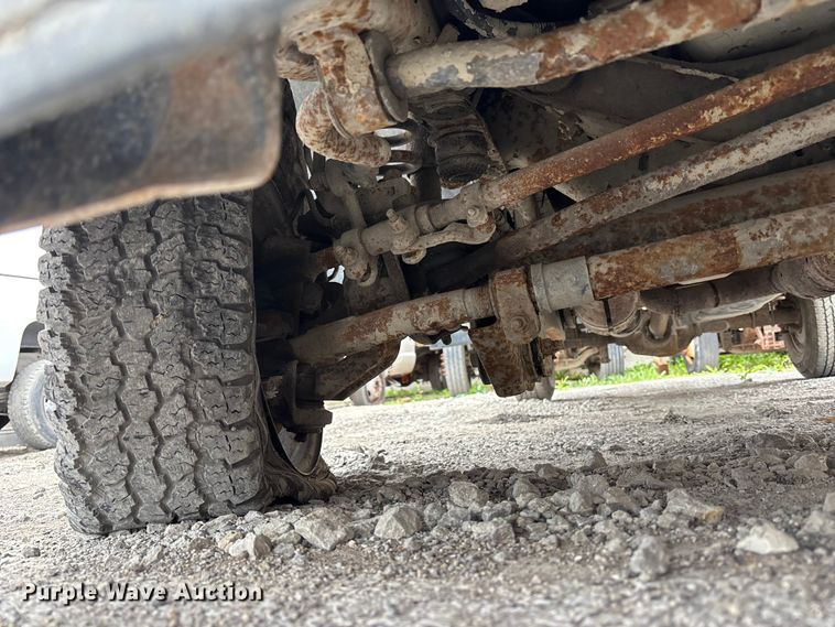 image for item FH7122 2010 Ford F250 pickup truck