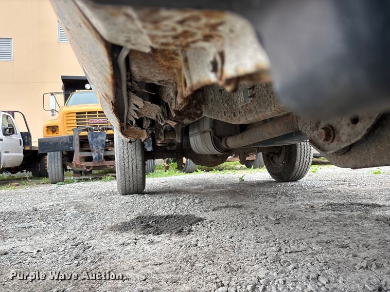 image for item FH7122 2010 Ford F250 pickup truck