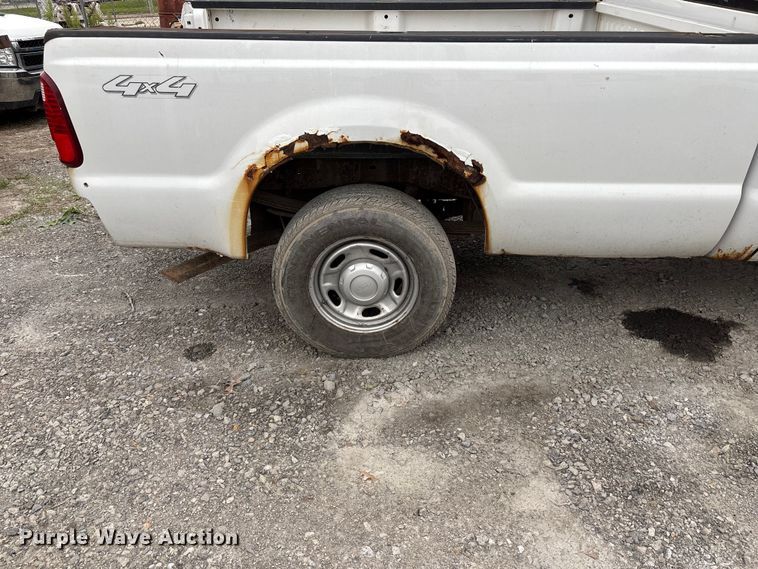 image for item FH7122 2010 Ford F250 pickup truck