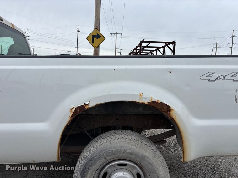 image for item FH7122 2010 Ford F250 pickup truck