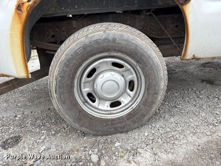 image for item FH7122 2010 Ford F250 pickup truck