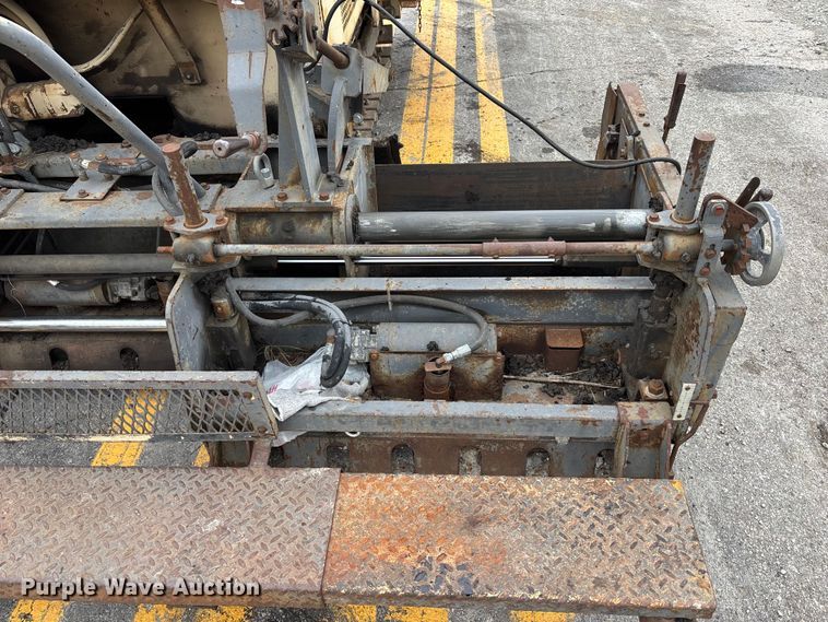 image for item FH7125 1993 Ingeroll-Rand 575T paver