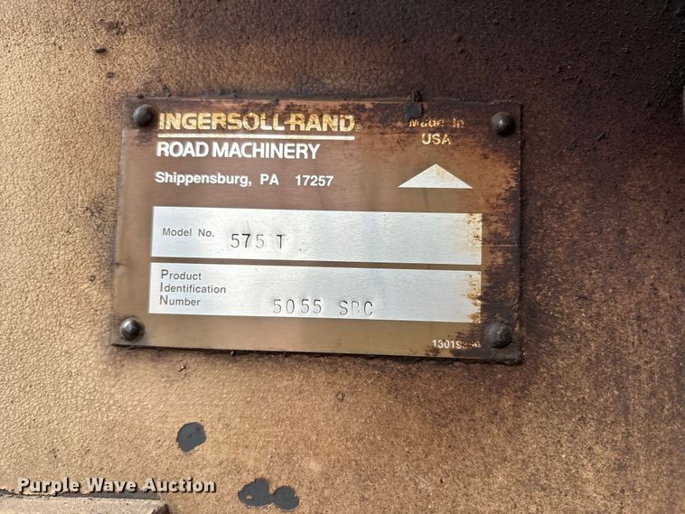 image for item FH7125 1993 Ingeroll-Rand 575T paver