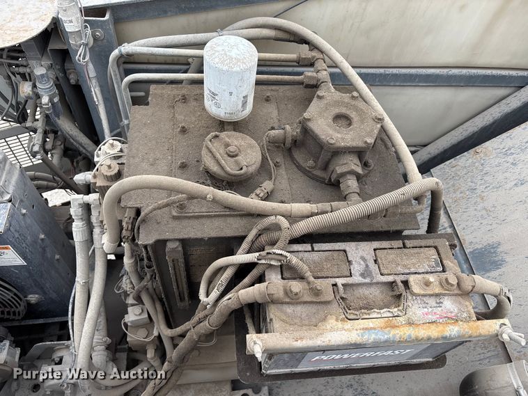 image for item FH7126 2009 Elgin Eagle street sweeper truck