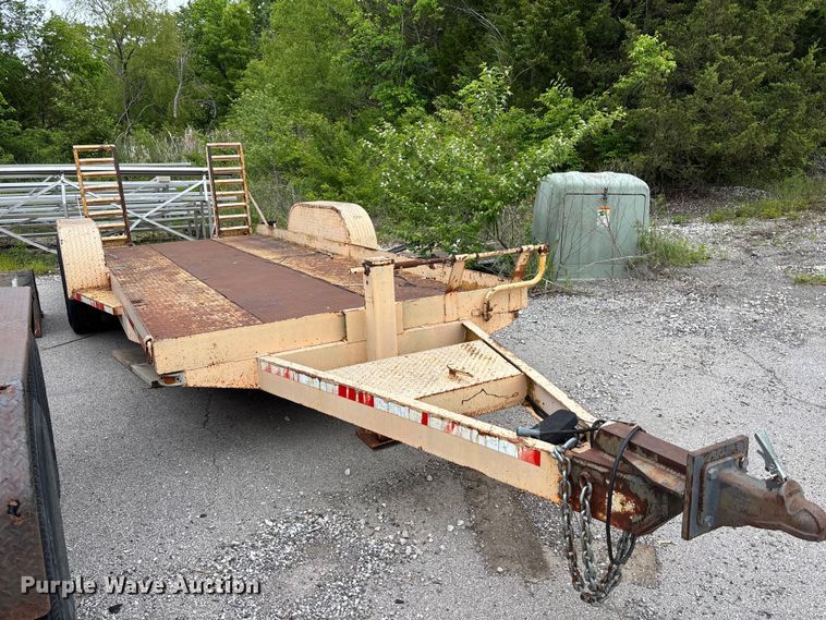 image for item FH7130 1994 CROF equipment trailer
