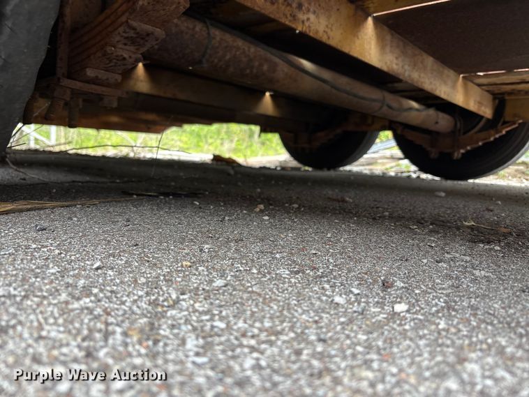 image for item FH7130 1994 CROF equipment trailer