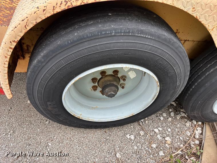 image for item FH7130 1994 CROF equipment trailer