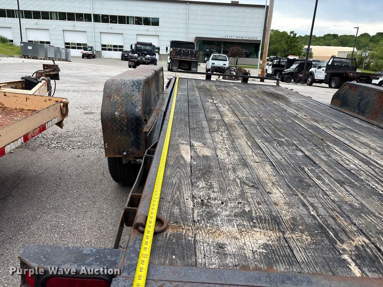 image for item FH7131 2013 Sure-Trac tilt deck equipment trailer