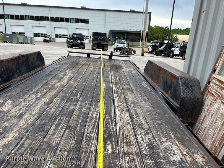 image for item FH7131 2013 Sure-Trac tilt deck equipment trailer