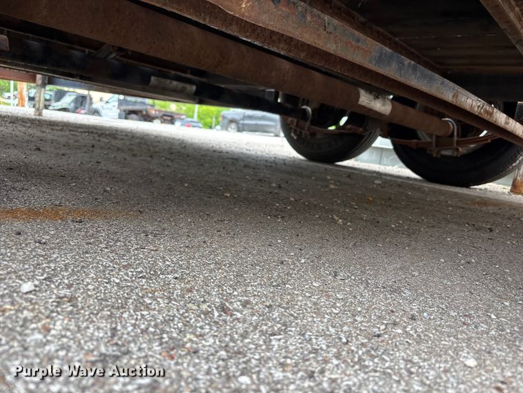 image for item FH7131 2013 Sure-Trac tilt deck equipment trailer