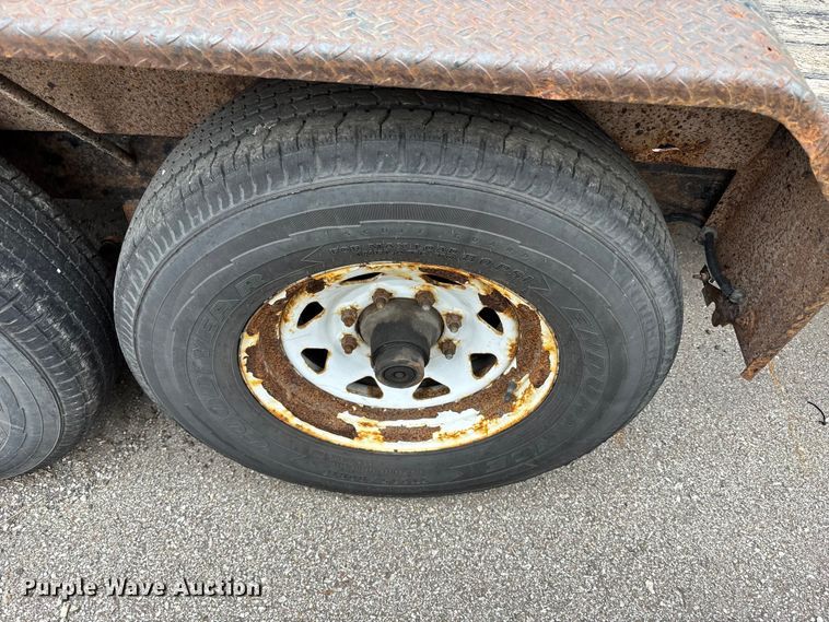 image for item FH7131 2013 Sure-Trac tilt deck equipment trailer