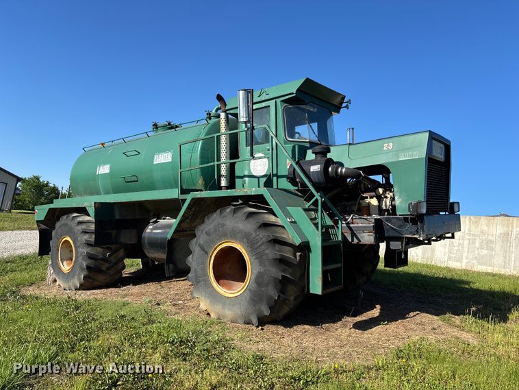 image for item FH7135 Off Road Floater Equipment 4030 vacuum truck