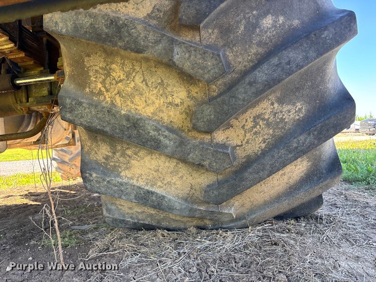 image for item FH7135 Off Road Floater Equipment 4030 vacuum truck