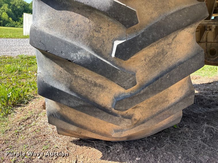 image for item FH7135 Off Road Floater Equipment 4030 vacuum truck
