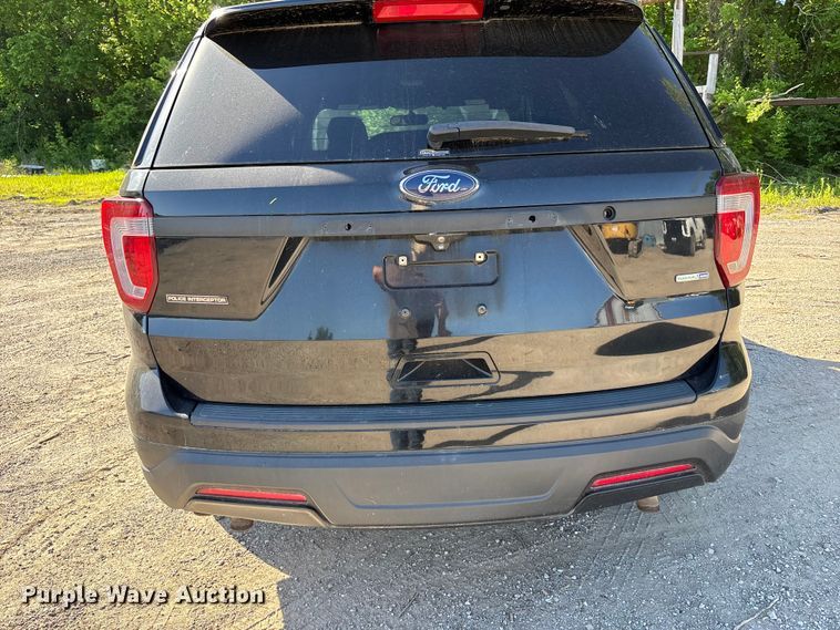 image for item FH7136 2018 Ford Explorer Police SUV