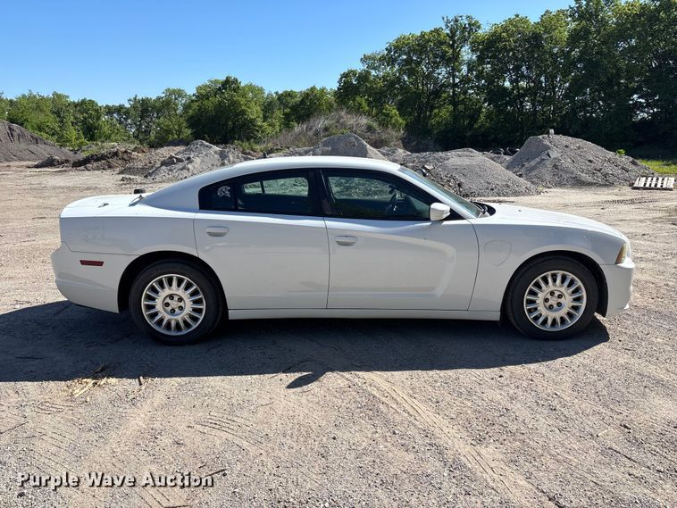 image for item FH7137 2014 Dodge Charger Police 