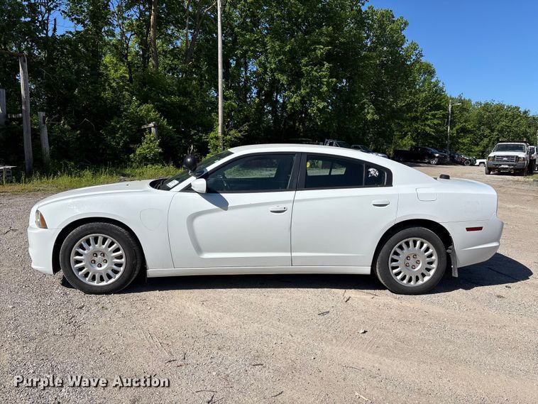 image for item FH7137 2014 Dodge Charger Police 