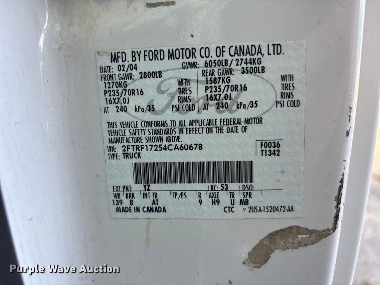 image for item FH7138 2004 Ford F150 XL pickup truck