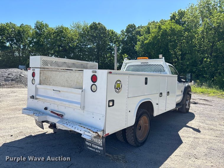 image for item FH7139 2015 Ford F550 Super Duty XL utility / service truck