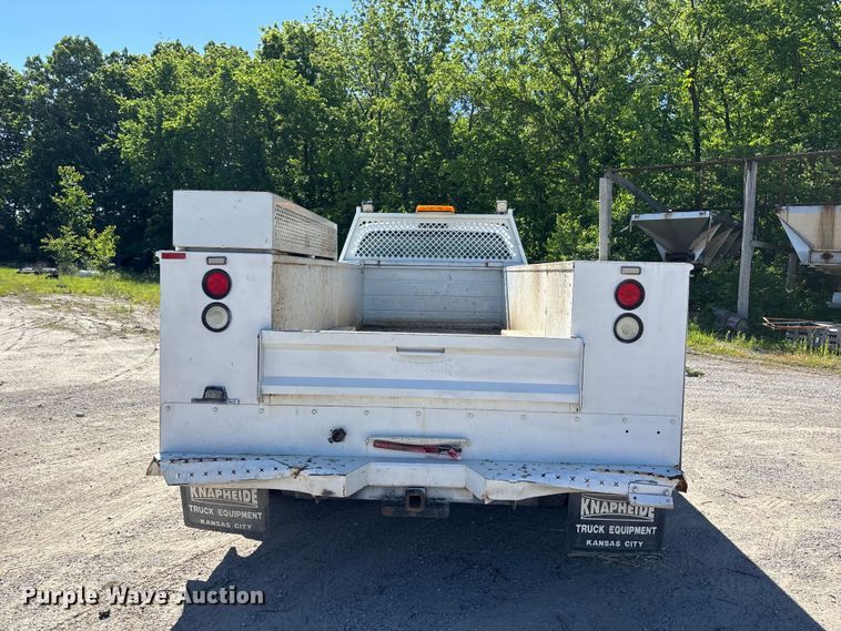 image for item FH7139 2015 Ford F550 Super Duty XL utility / service truck