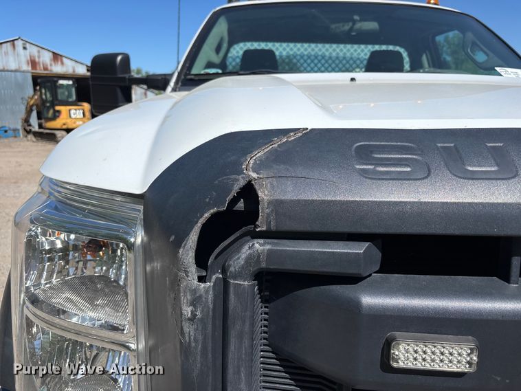 image for item FH7139 2015 Ford F550 Super Duty XL utility / service truck