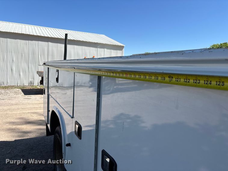 image for item FH7139 2015 Ford F550 Super Duty XL utility / service truck