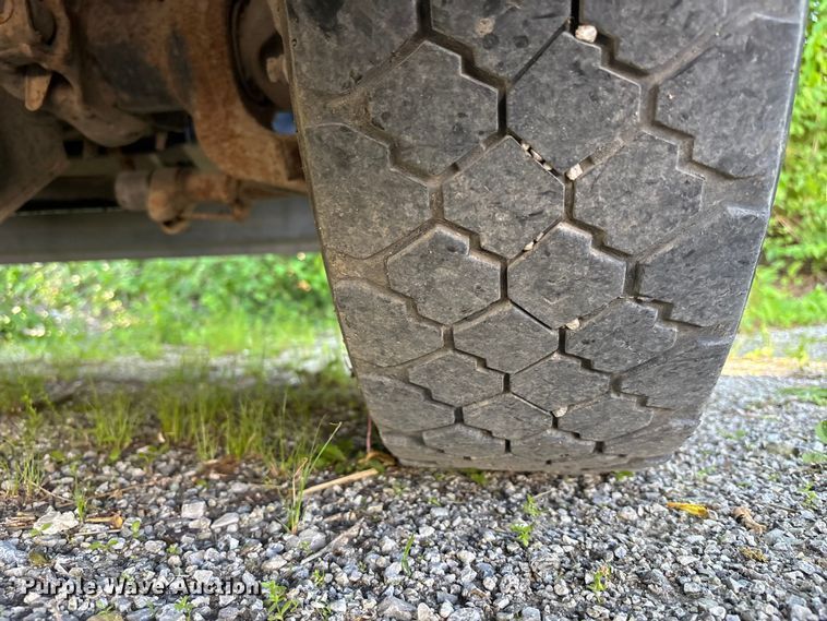 image for item FH7139 2015 Ford F550 Super Duty XL utility / service truck