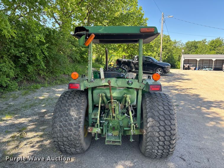 image for item FH7140 1990 John Deere 1070 MFWD tractor