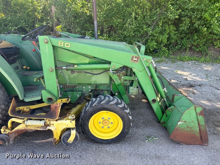 image for item FH7140 1990 John Deere 1070 MFWD tractor