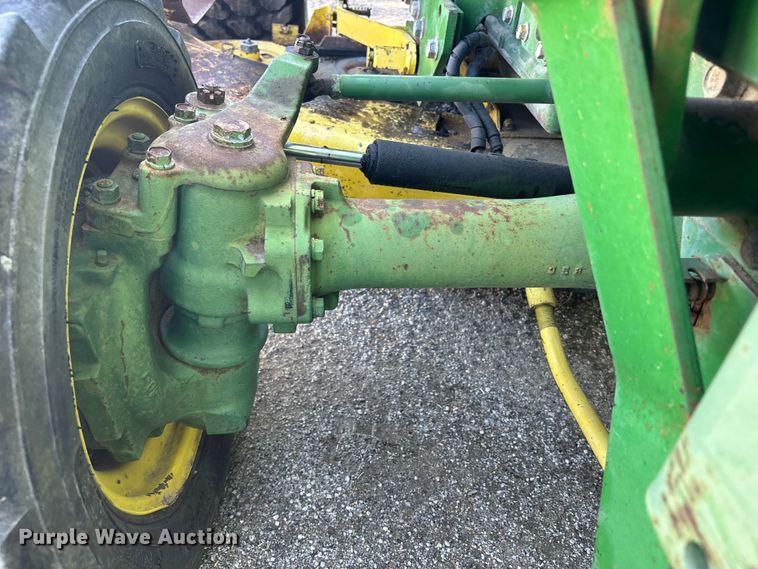 image for item FH7140 1990 John Deere 1070 MFWD tractor