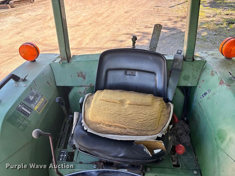 image for item FH7140 1990 John Deere 1070 MFWD tractor