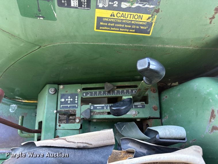 image for item FH7140 1990 John Deere 1070 MFWD tractor