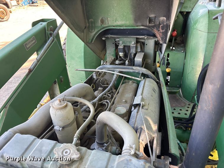 image for item FH7140 1990 John Deere 1070 MFWD tractor