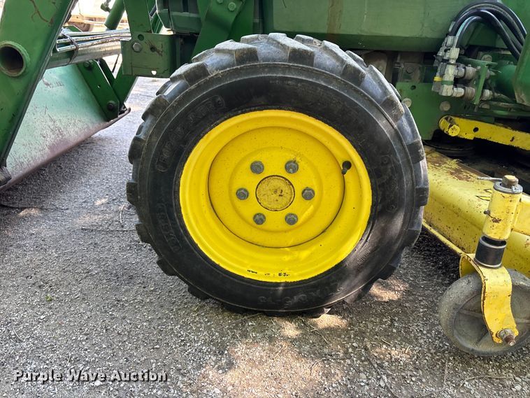 image for item FH7140 1990 John Deere 1070 MFWD tractor