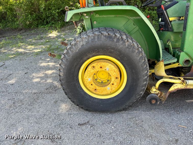 image for item FH7140 1990 John Deere 1070 MFWD tractor
