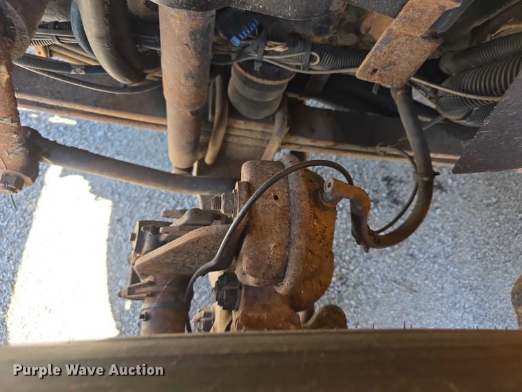 image for item FI0995 2011 International 7600 dump truck