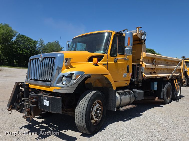 image for item FI0996 2012 International 7500 dump truck